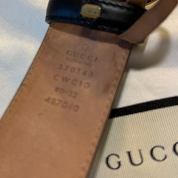 Gucci  VGUC Guccissima Leather Interlocking G Buckle Belt in Black size 80/32 - Picture 12 of 15